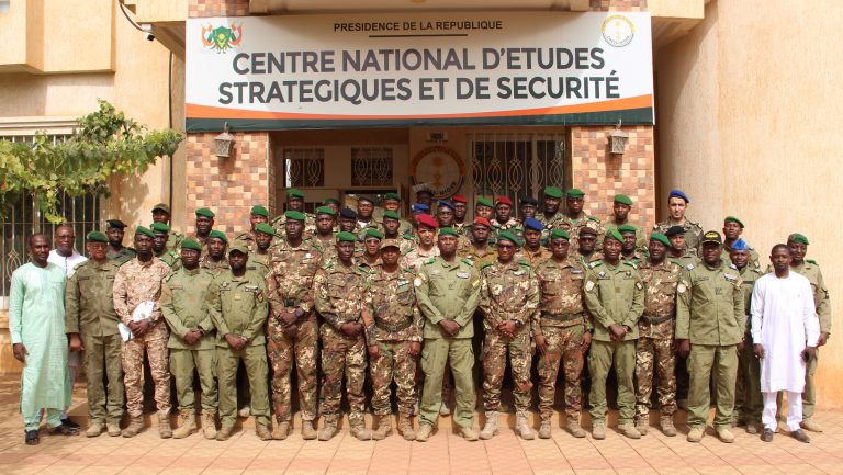 VOYAGE D’ETUDES, la 37e promotion de l’École d’État-major et de Commandement (EEMC) de Koulikoro